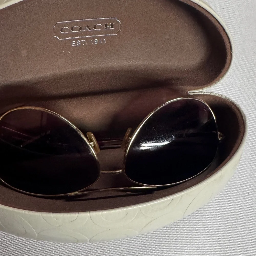 Coach Jaclyn Aviator Sunglasses Gold/Garnet - HC 7028 (L915 with Cream Case